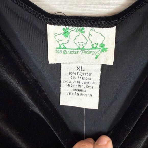 Quacker Factory Black Velvet Tank Top with Embellishments - Picture 2 of 6